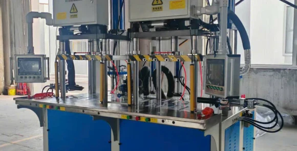 XƯỞNG CHẾ TẠO MÁY MÓC ĐÚC GANG